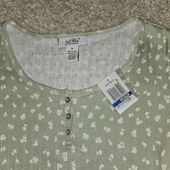 Just Polly Sage Floral Crop Top - Picture 2 of 3